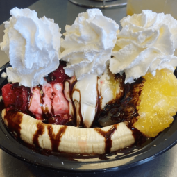 DeRango's King's Custard - 08