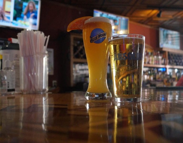 local sports bar in Kenosha WI local sports bar in Kenosha, Kenosha pizza restaurant, Kenosha Italian food